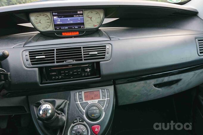 Citroen C8