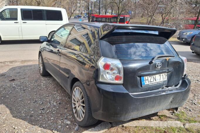 Toyota Corolla E120 Hatchback 3-doors