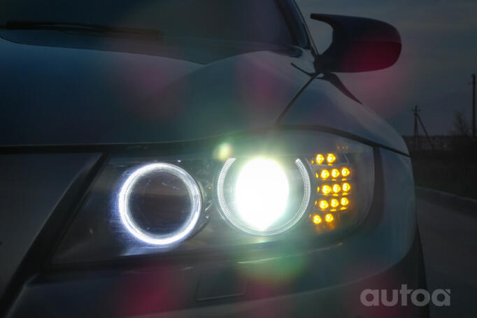BMW 3 Series E90/E91/E92/E93 [restyling] Sedan
