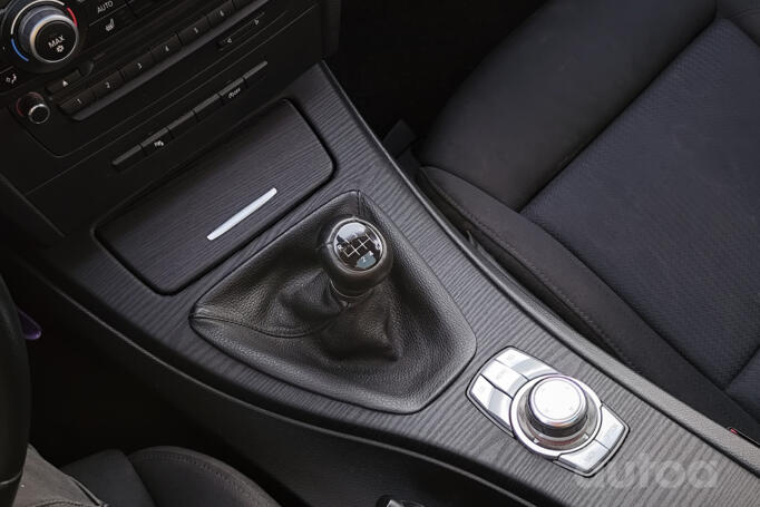 BMW 3 Series E90/E91/E92/E93 [restyling] Sedan