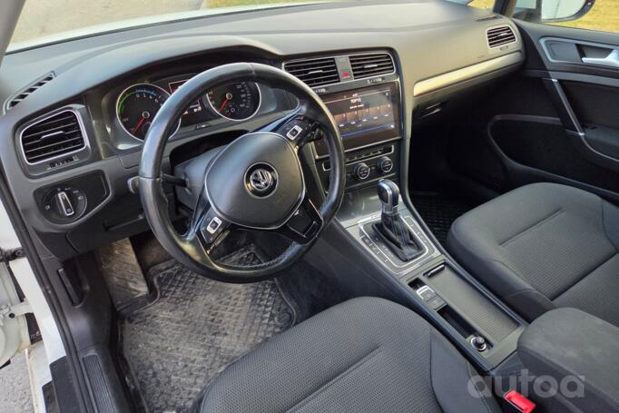 Volkswagen Golf 7 generation [restyling] R hatchback 5-doors