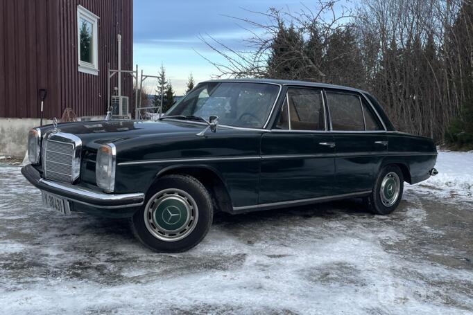 Mercedes-Benz W114 1 generation