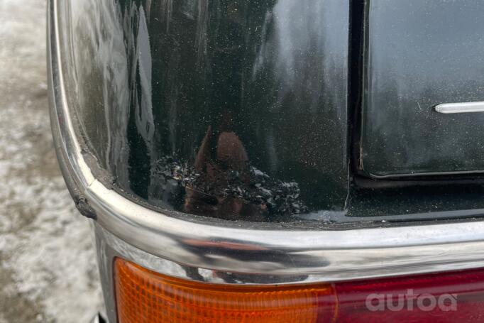 Mercedes-Benz W114 1 generation