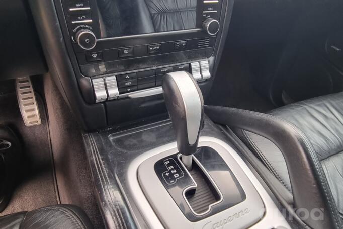 Porsche Cayenne 955 Crossover 5-doors
