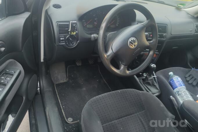 Volkswagen Golf 4 generation Hatchback 5-doors