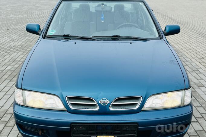 Nissan Primera P11 Sedan