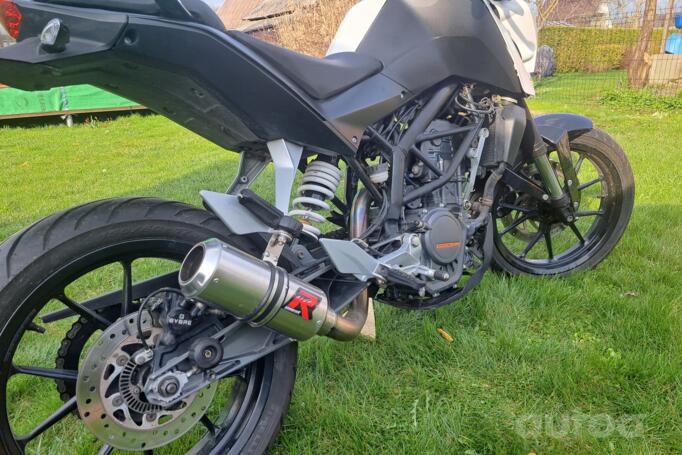 KTM 125