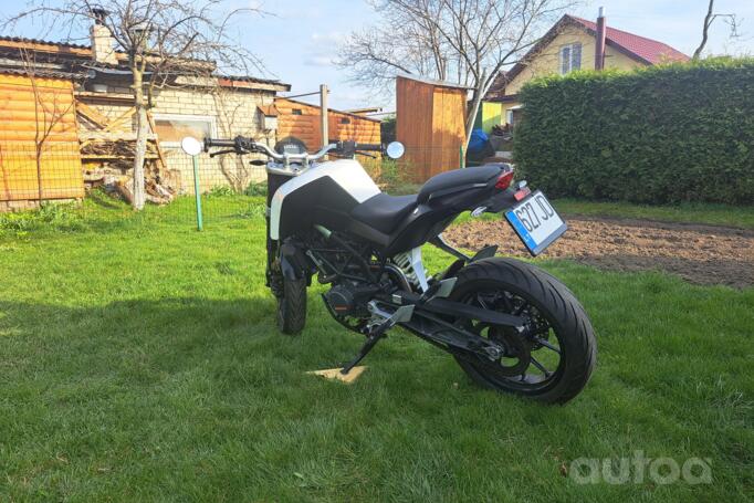 KTM 125