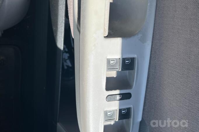 Volkswagen Passat B6 wagon 5-doors