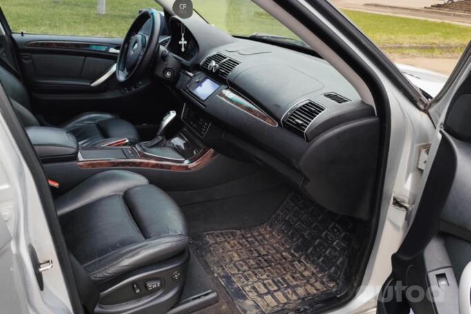 BMW X5 E53 Crossover