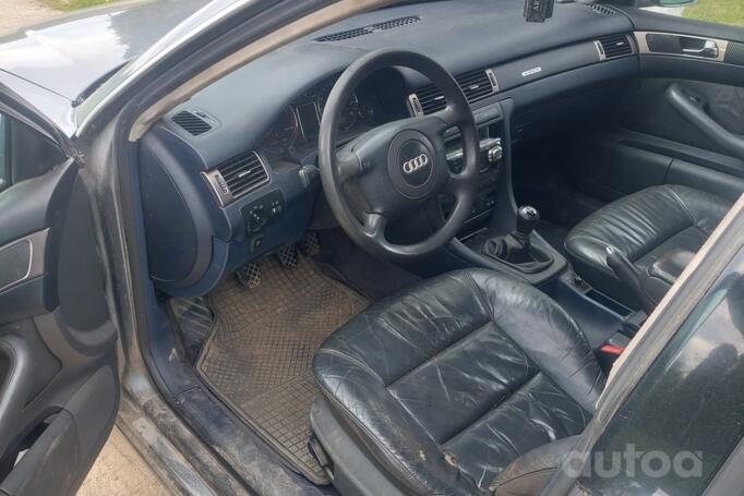 Audi A6 4B/C5 wagon 5-doors