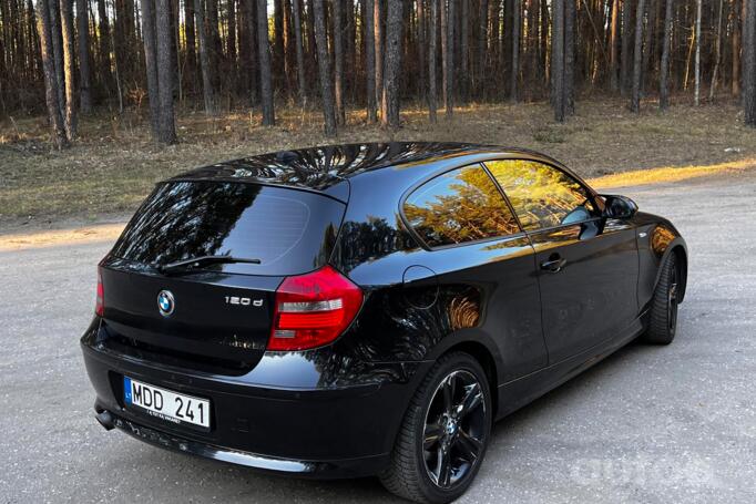 BMW 1 Series E81/E82/E87/E88 [restyling] Hatchback 3-doors