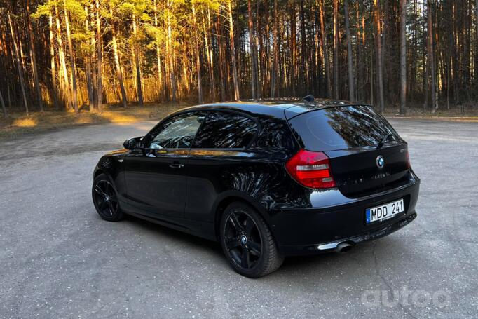 BMW 1 Series E81/E82/E87/E88 [restyling] Hatchback 3-doors