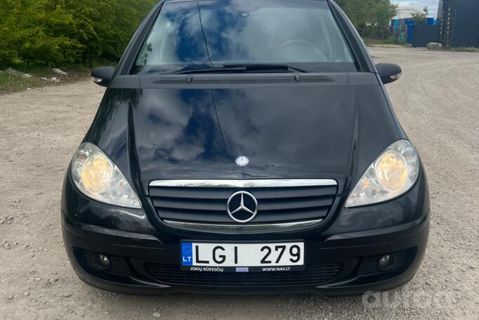 Mercedes-Benz A-Class W169 Hatchback 5-doors