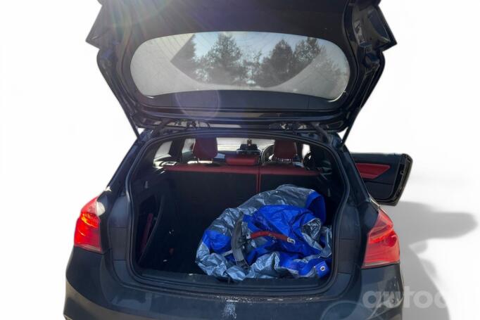 BMW 1 Series F20/F21 [restyling] Hatchback 3-doors