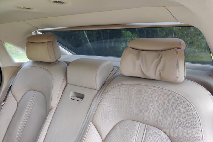 Audi A8 D4/4H Sedan