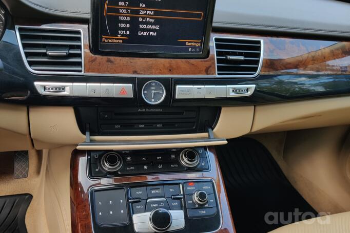 Audi A8 D4/4H Sedan