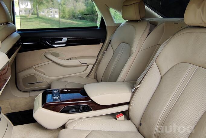 Audi A8 D4/4H Sedan