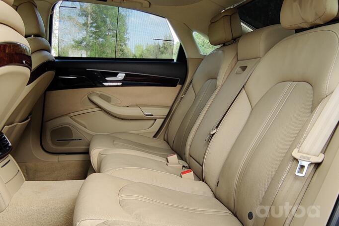 Audi A8 D4/4H Sedan