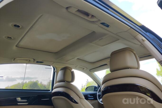 Audi A8 D4/4H Sedan