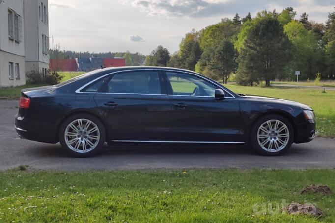 Audi A8 D4/4H Sedan