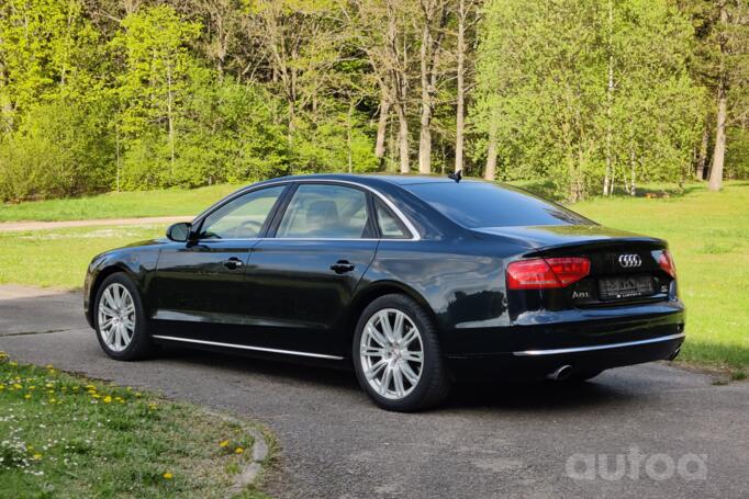Audi A8 D4/4H Sedan