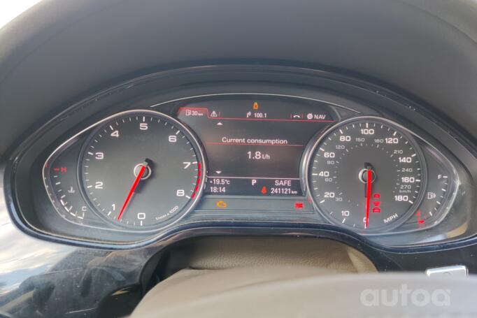 Audi A8 D4/4H Sedan