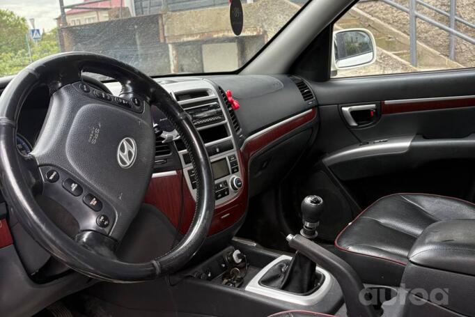 Hyundai Santa Fe CM Crossover