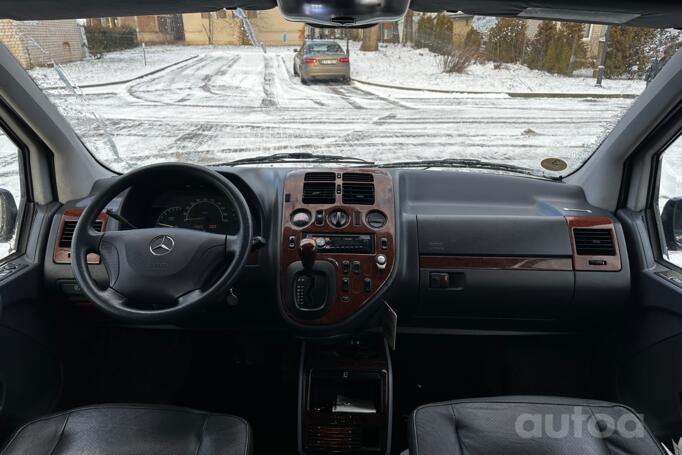 Mercedes-Benz V-Class W638 Minivan