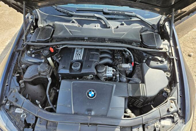 BMW 3 Series E90/E91/E92/E93 Sedan