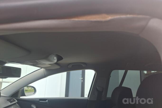 Volkswagen Passat B6 wagon 5-doors