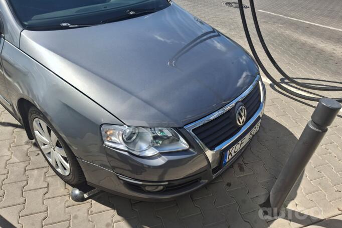 Volkswagen Passat B6 wagon 5-doors