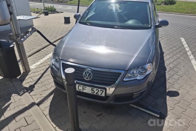 Volkswagen Passat B6 wagon 5-doors