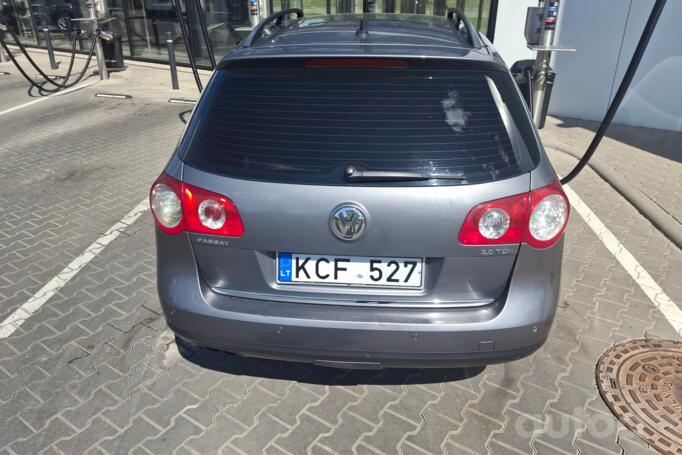 Volkswagen Passat B6 wagon 5-doors
