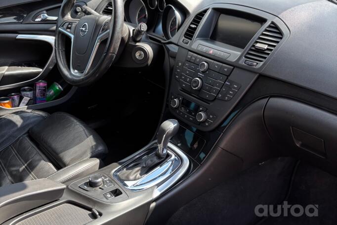 Opel Insignia A Sports Tourer wagon 5-doors