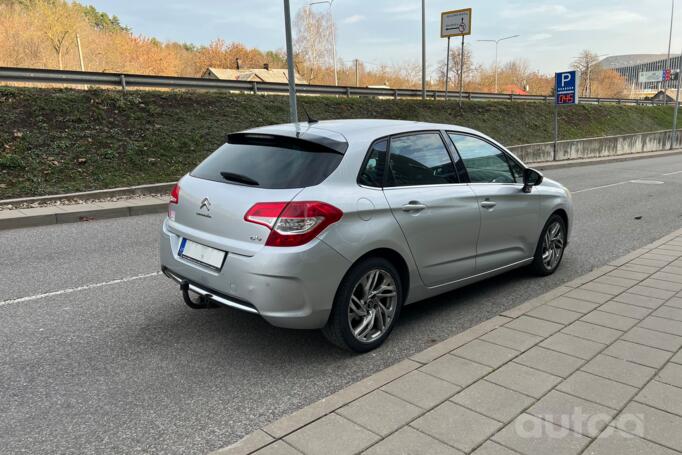 Citroen C4 2 generation Hatchback