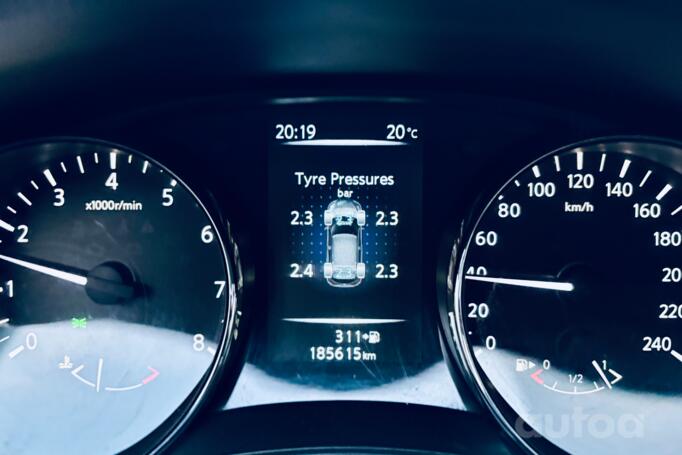 Nissan Pulsar NB17