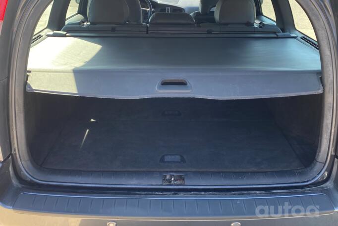 Volvo V70 2 generation [restyling] wagon 5-doors
