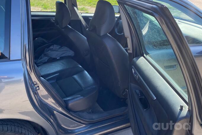 Volvo V70 2 generation [restyling] wagon 5-doors