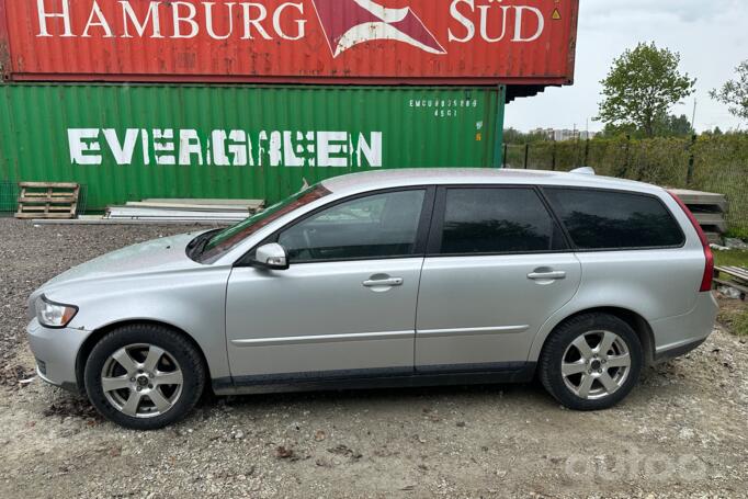 Volvo V50 1 generation [restyling]