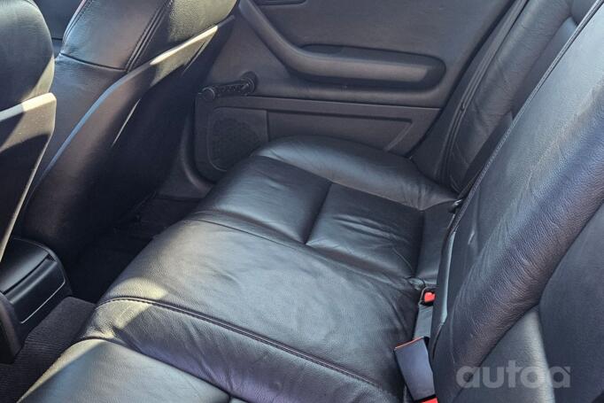 Audi A4 B7 Avant wagon 5-doors