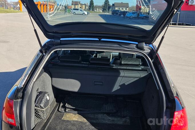 Audi A4 B7 Avant wagon 5-doors