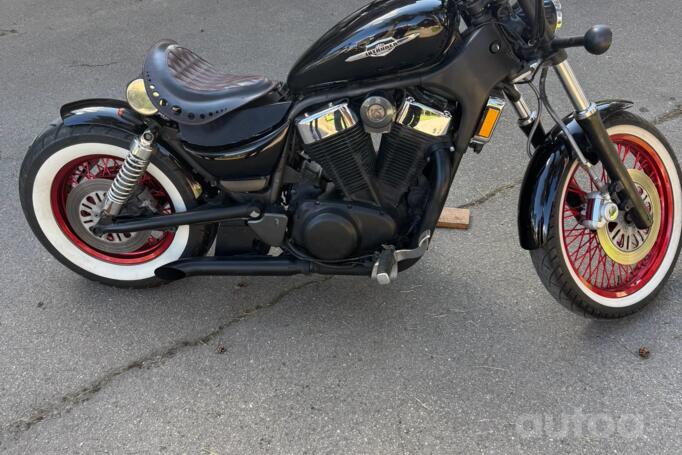 Suzuki VS