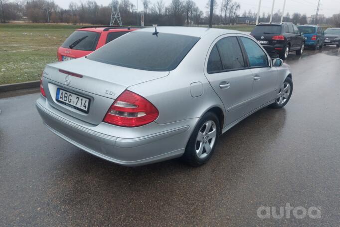 Mercedes-Benz E-Class W211 Sedan
