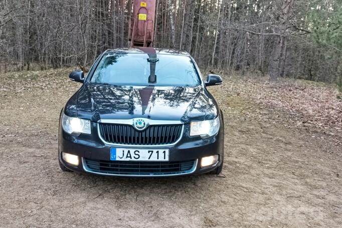 Skoda Superb 2 generation Liftback