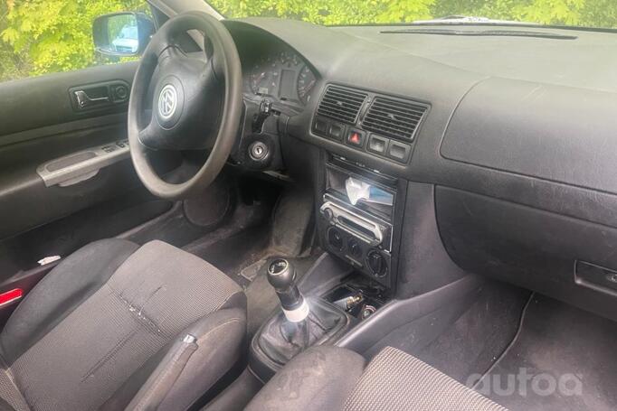 Volkswagen Golf 4 generation Hatchback 5-doors