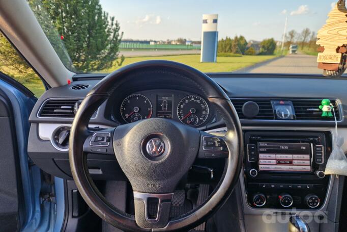Volkswagen Passat (North America) 1 generation Sedan