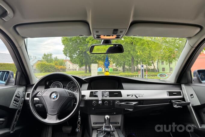 BMW 5 Series E60/E61 Touring wagon