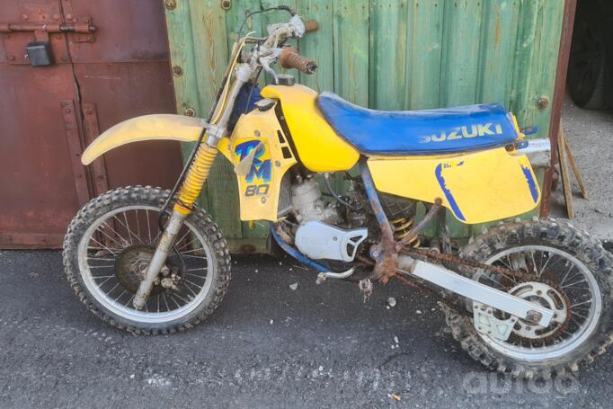 Suzuki RM