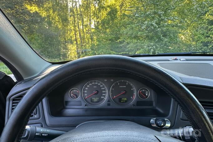 Volvo S60 1 generation [restyling] Sedan